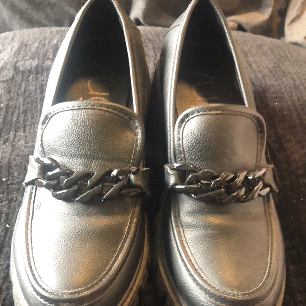 Sugar Black Loafers with Chain-Link Detail